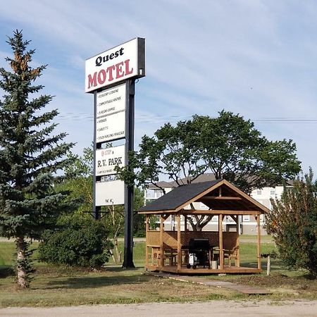 Quest Motel Whitewood Экстерьер фото