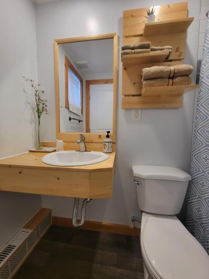 Quest Motel Whitewood Экстерьер фото