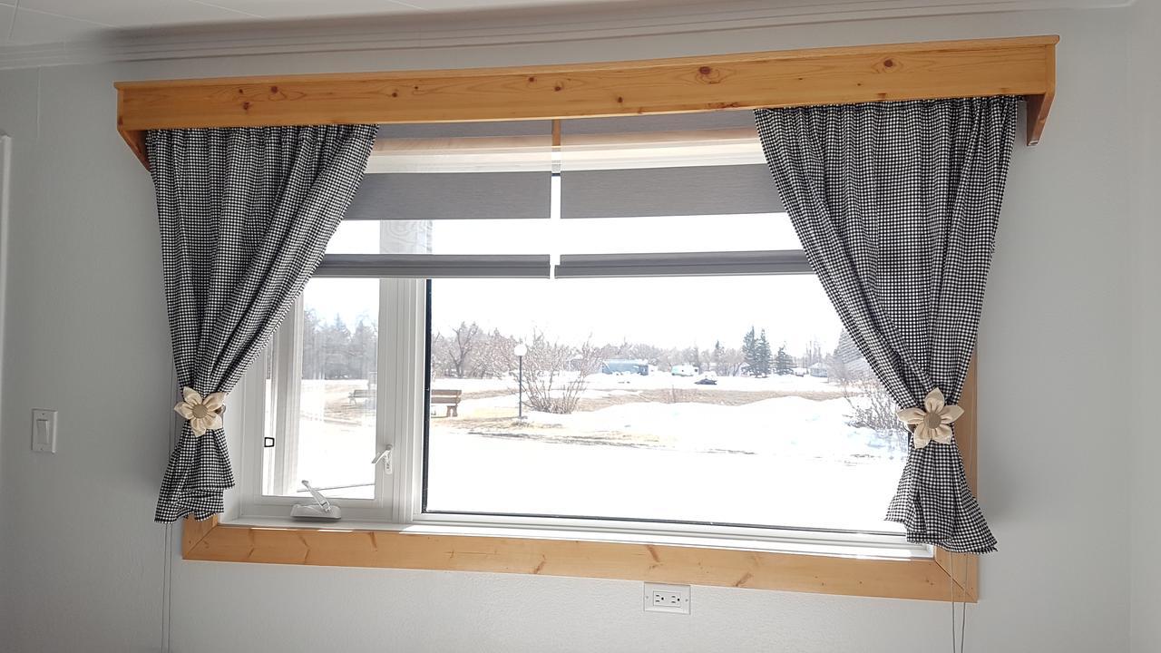 Quest Motel Whitewood Экстерьер фото