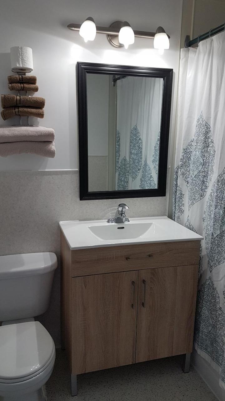Quest Motel Whitewood Экстерьер фото